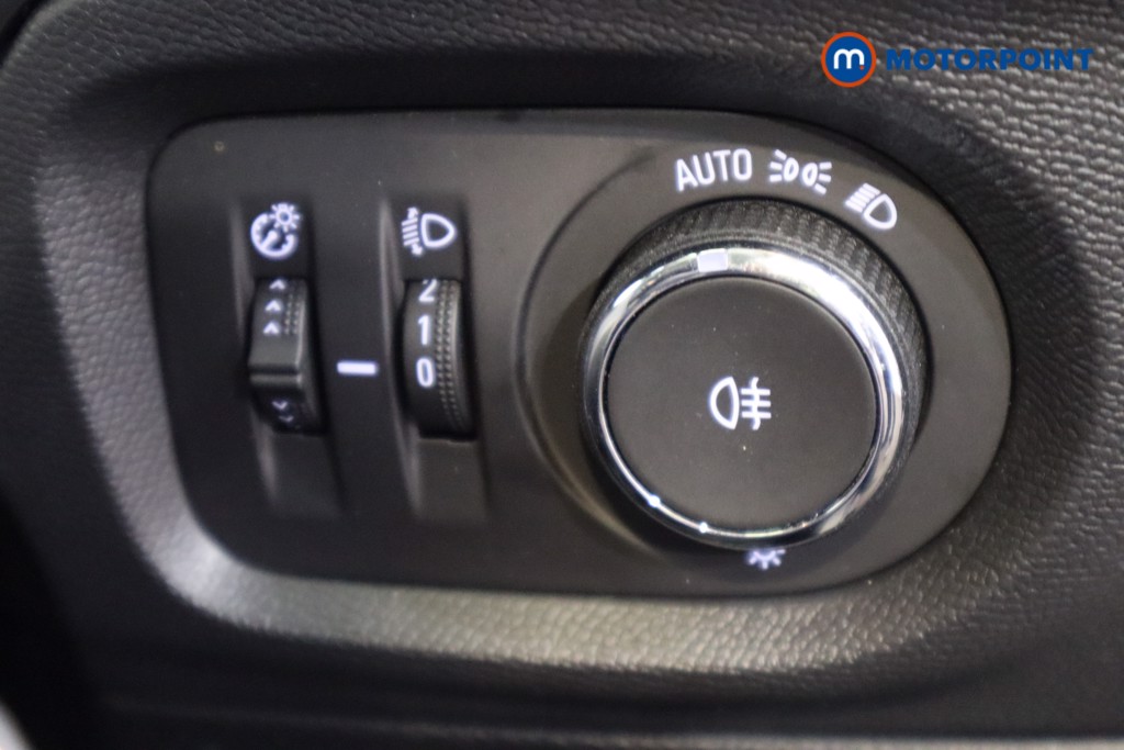 Vauxhall Corsa Design Manual Petrol Hatchback - Stock Number (1577457) - 16th supplementary image