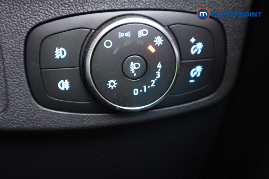 Ford Focus St-Line X Automatic Petrol Estate - Stock Number (1577811) - 9th supplementary image