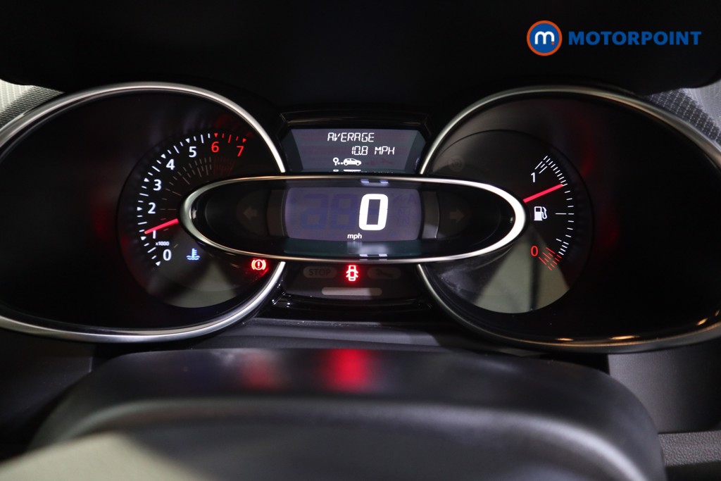 Renault Clio Play Manual Petrol Hatchback - Stock Number (1577980) - 4th supplementary image