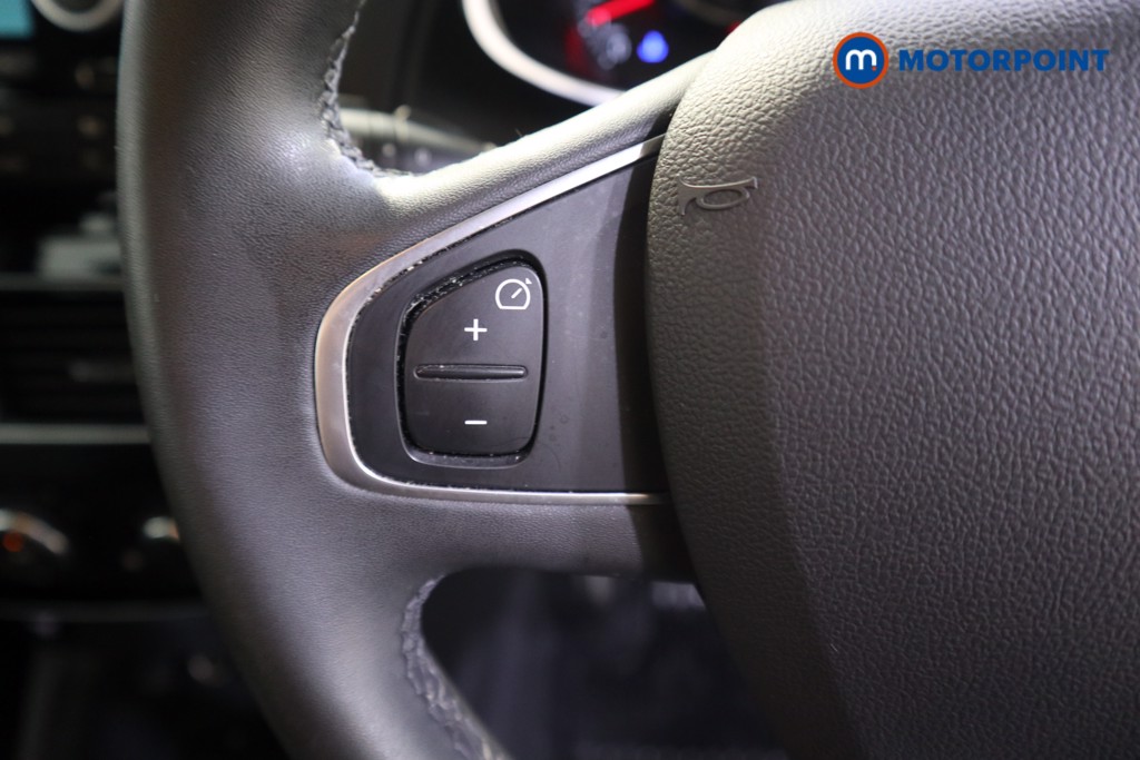 Renault Clio Play Manual Petrol Hatchback - Stock Number (1577980) - 5th supplementary image