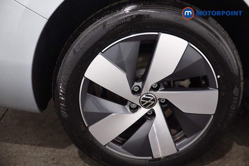 Volkswagen Passat Life Automatic Petrol Plug-In Hybrid Estate - Stock Number (1578114) - 9th supplementary image