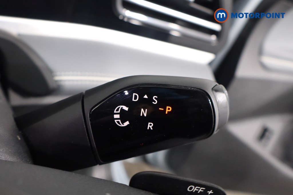Volkswagen Passat Life Automatic Petrol Plug-In Hybrid Estate - Stock Number (1578114) - 14th supplementary image