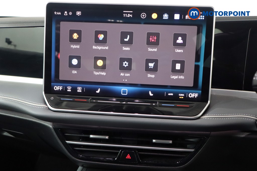 Volkswagen Passat Life Automatic Petrol Plug-In Hybrid Estate - Stock Number (1578114) - 19th supplementary image