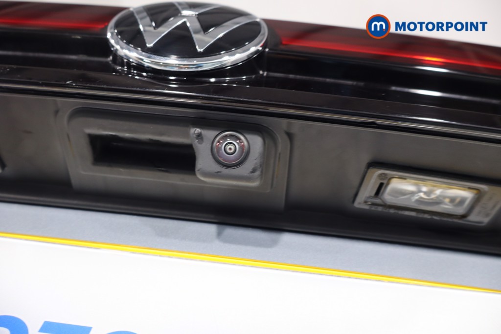 Volkswagen Passat Life Automatic Petrol Plug-In Hybrid Estate - Stock Number (1578114) - 37th supplementary image