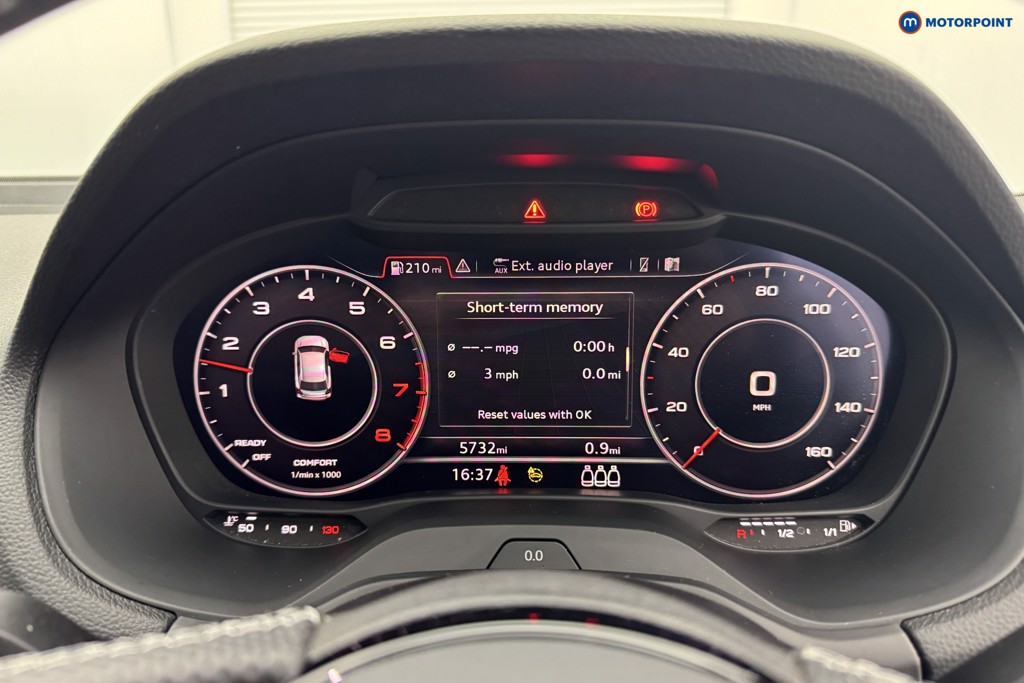 Audi Q2 S Line Manual Petrol SUV - Stock Number (1578449) - 4th supplementary image