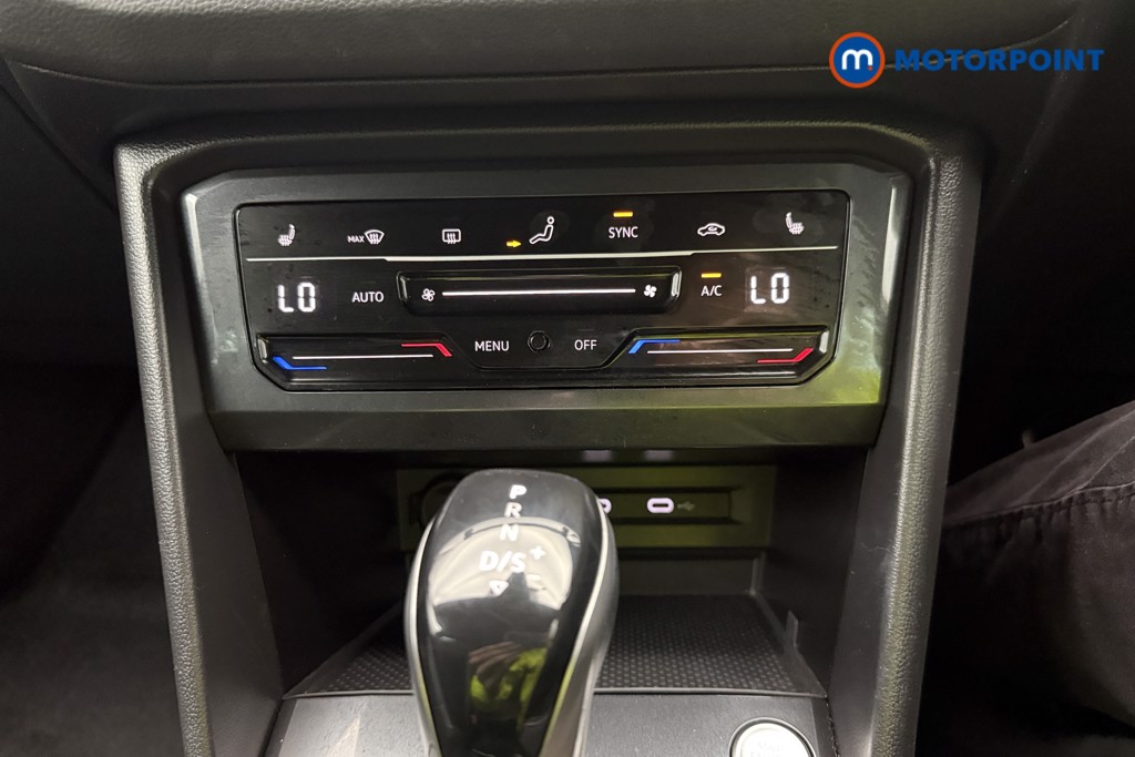 Volkswagen Tiguan R-Line Automatic Diesel SUV - Stock Number (1578770) - 18th supplementary image
