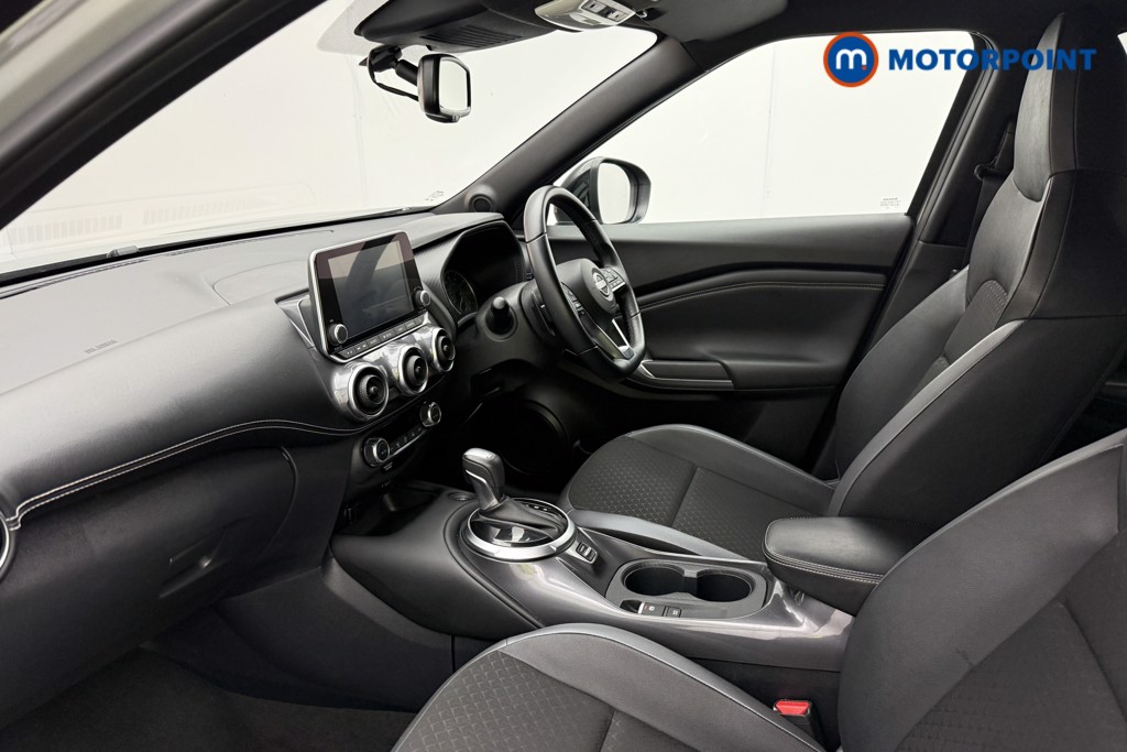 Nissan Juke N-Connecta Automatic Petrol SUV - Stock Number (1579050) - 3rd supplementary image