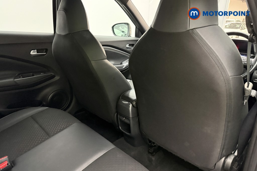 Nissan Juke N-Connecta Automatic Petrol SUV - Stock Number (1579050) - 10th supplementary image