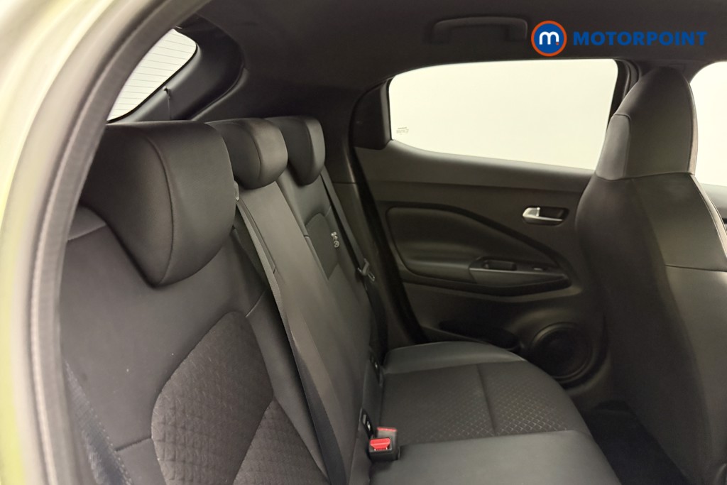 Nissan Juke N-Connecta Automatic Petrol SUV - Stock Number (1579050) - 11th supplementary image