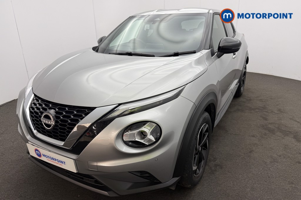 Nissan Juke N-Connecta Automatic Petrol SUV - Stock Number (1579050) - 1st supplementary image