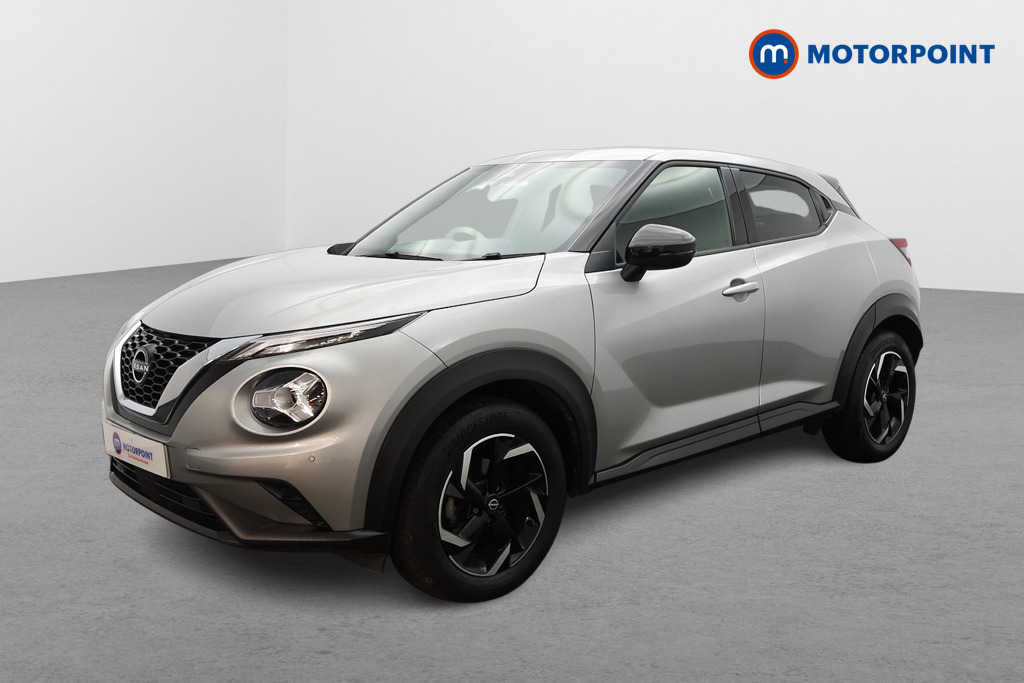 Nissan Juke N-Connecta Automatic Petrol SUV - Stock Number (1579050) - Passenger side front corner