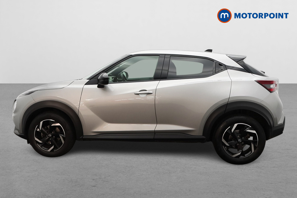 Nissan Juke N-Connecta Automatic Petrol SUV - Stock Number (1579050) - Passenger side