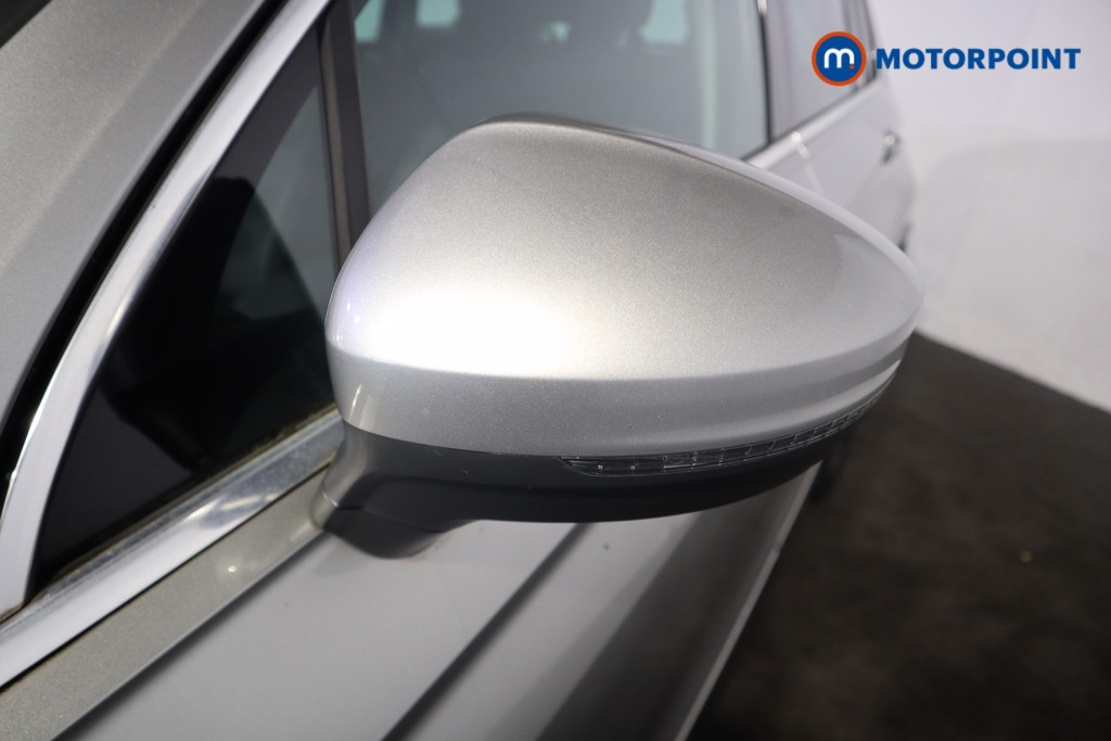 Volkswagen Tiguan Se Nav Manual Petrol SUV - Stock Number (1579748) - 23rd supplementary image