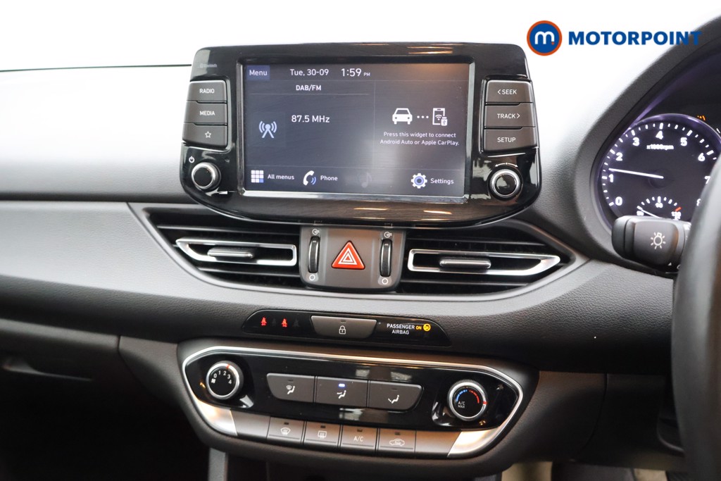 Hyundai I30 Se Connect Manual Petrol Hatchback - Stock Number (1580144) - 5th supplementary image