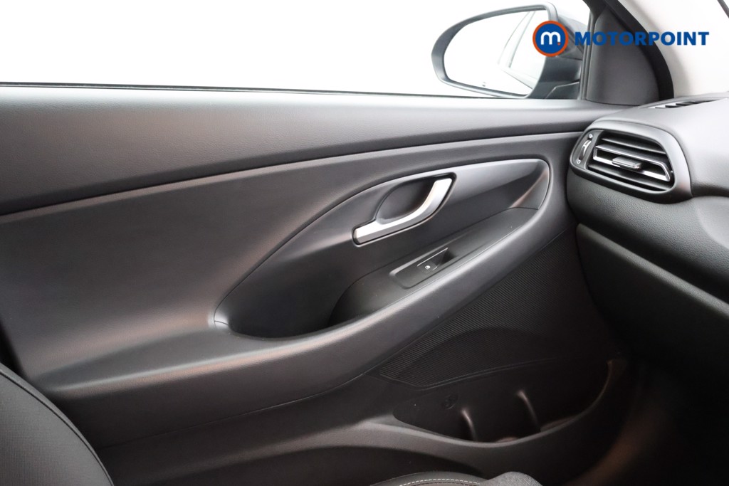Hyundai I30 Se Connect Manual Petrol Hatchback - Stock Number (1580144) - 8th supplementary image