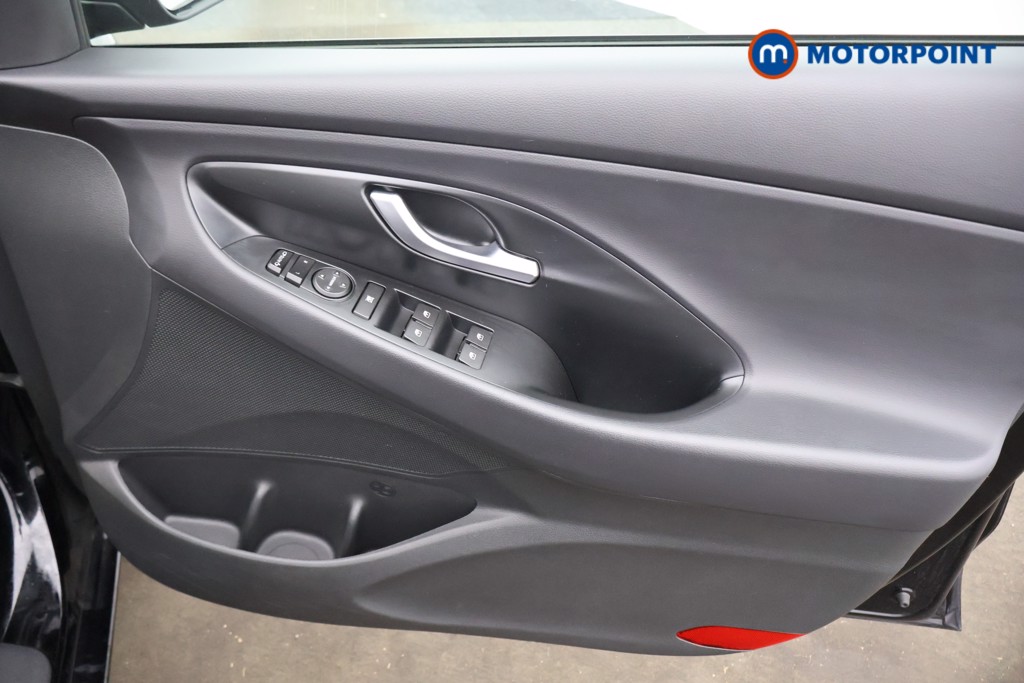 Hyundai I30 Se Connect Manual Petrol Hatchback - Stock Number (1580144) - 9th supplementary image