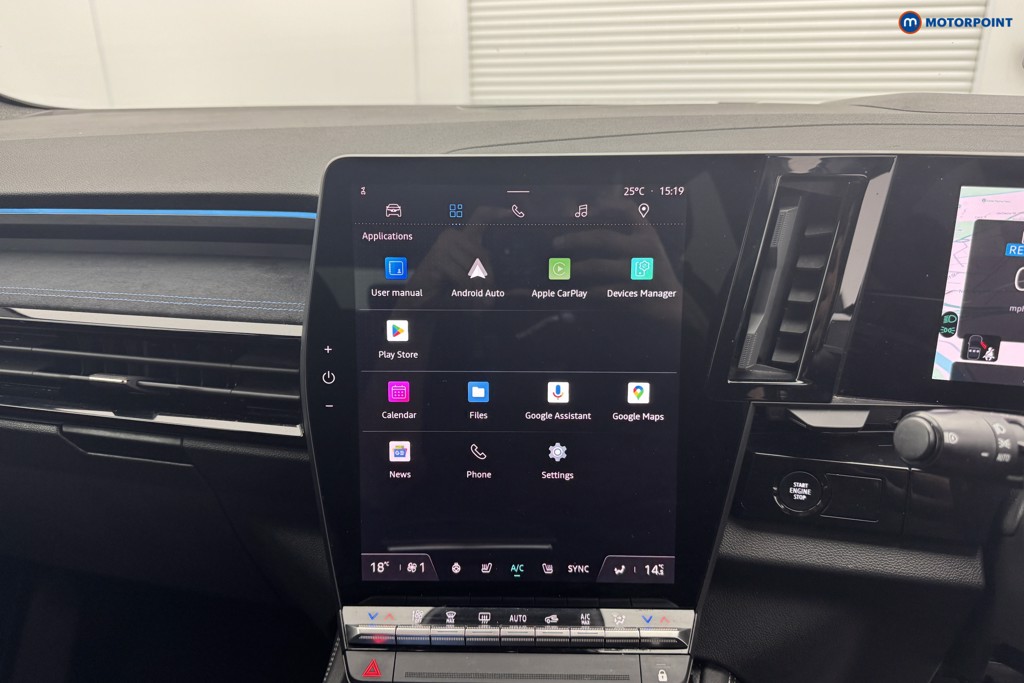 Renault Austral Techno Esprit Alpine Automatic Petrol-Electric Hybrid SUV - Stock Number (1580198) - 2nd supplementary image