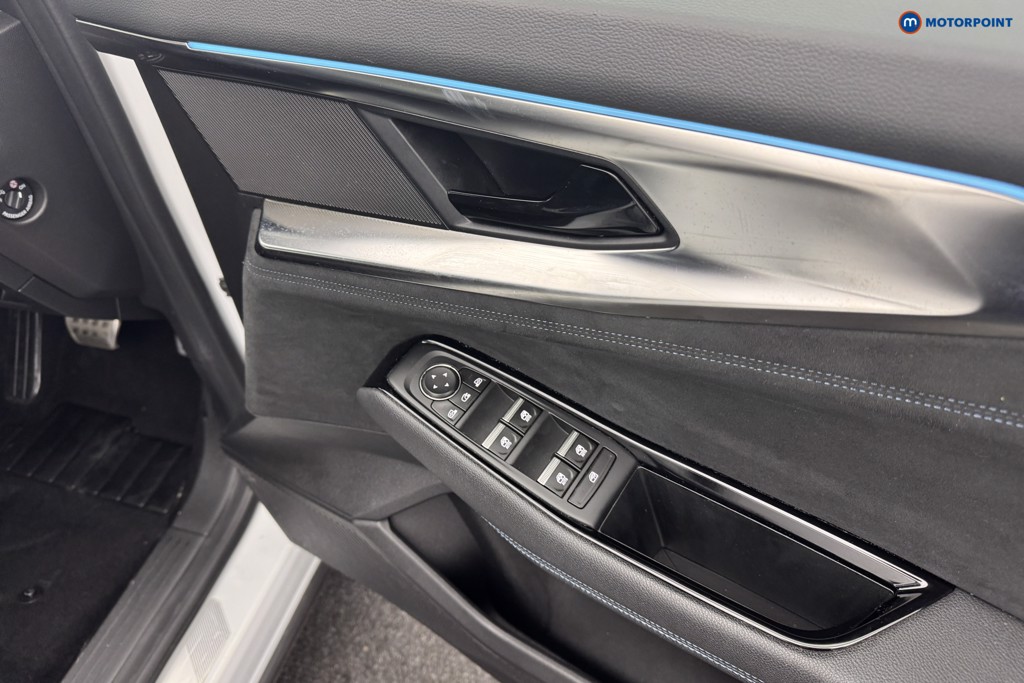 Renault Austral Techno Esprit Alpine Automatic Petrol-Electric Hybrid SUV - Stock Number (1580198) - 19th supplementary image
