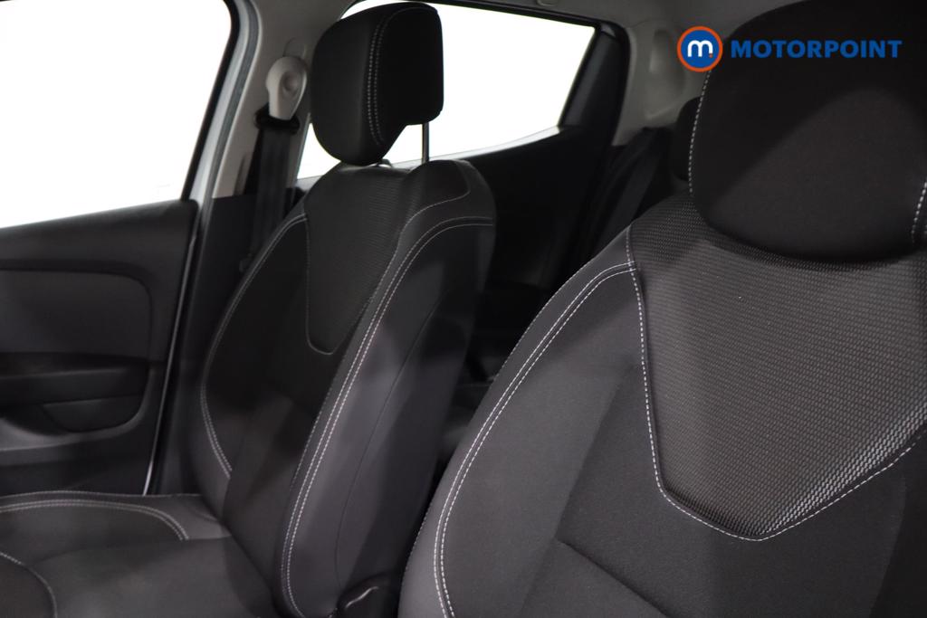 Renault Clio Play Manual Petrol Hatchback - Stock Number (1580397) - 9th supplementary image
