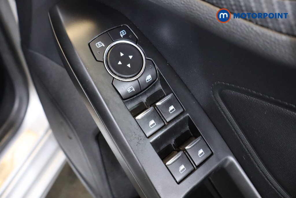 Ford Focus St-Line X Manual Petrol Hatchback - Stock Number (1580624) - 18th supplementary image