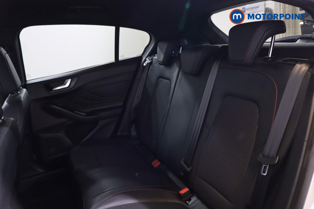 Ford Focus St-Line X Manual Petrol Hatchback - Stock Number (1580624) - 21st supplementary image