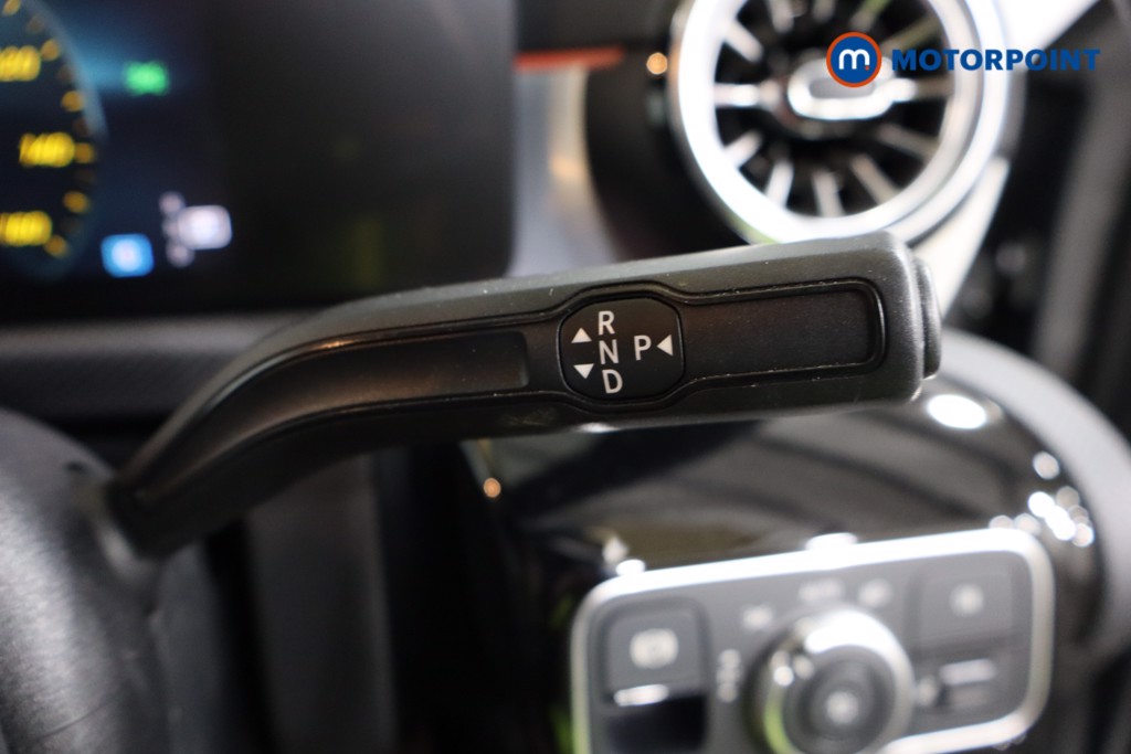 Mercedes-Benz A Class Amg Line Executive Edition Automatic Diesel Hatchback - Stock Number (1581012) - 16th supplementary image