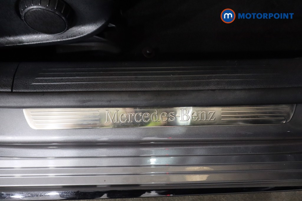 Mercedes-Benz A Class Amg Line Executive Edition Automatic Diesel Hatchback - Stock Number (1581012) - 20th supplementary image