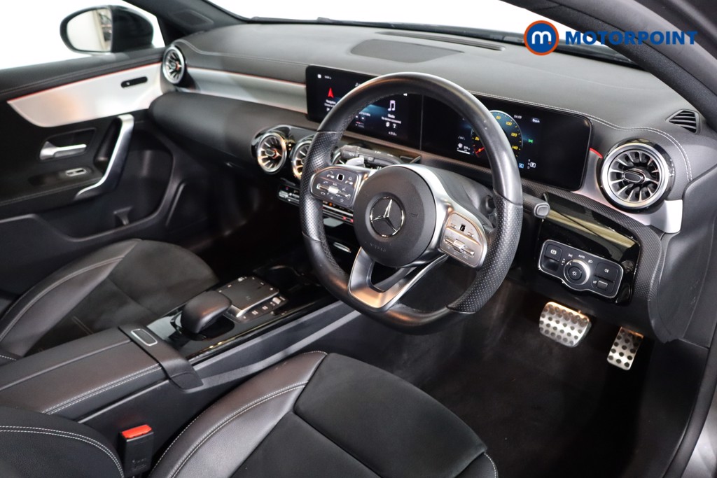 Mercedes-Benz A Class Amg Line Executive Edition Automatic Diesel Hatchback - Stock Number (1581012) - 1st supplementary image