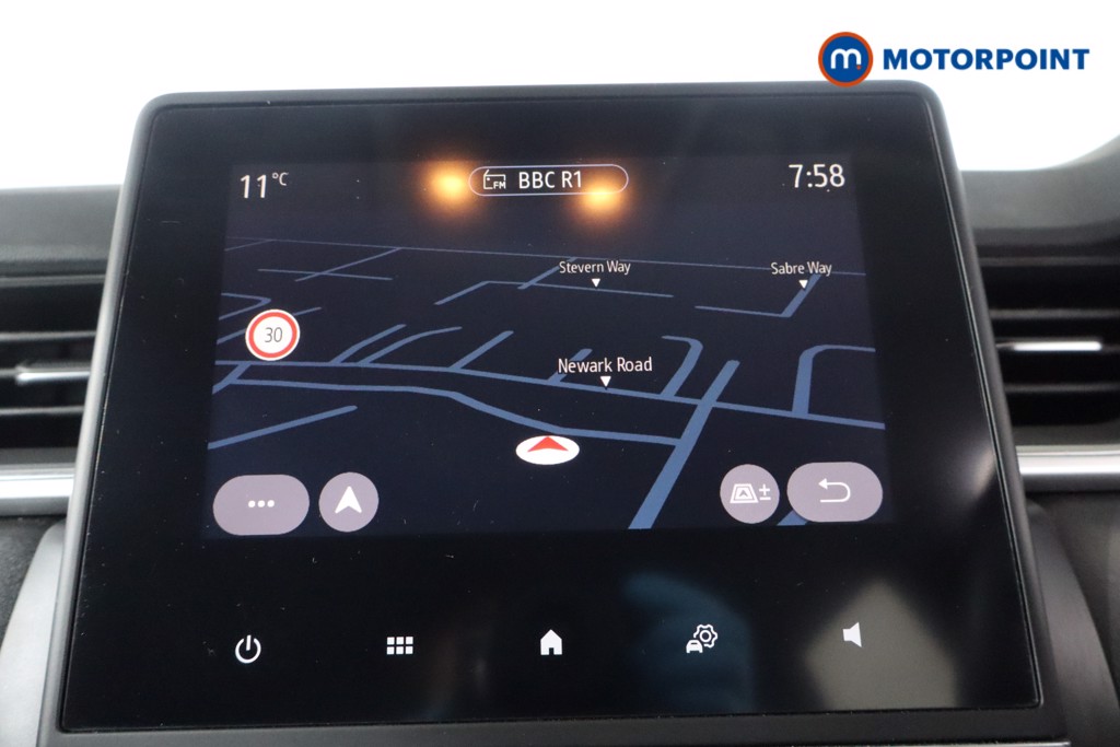 Renault Captur Iconic Manual Diesel SUV - Stock Number (1581101) - 2nd supplementary image