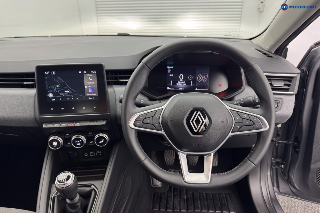 Renault Clio Evolution Manual Petrol Hatchback - Stock Number (1581305) - 1st supplementary image