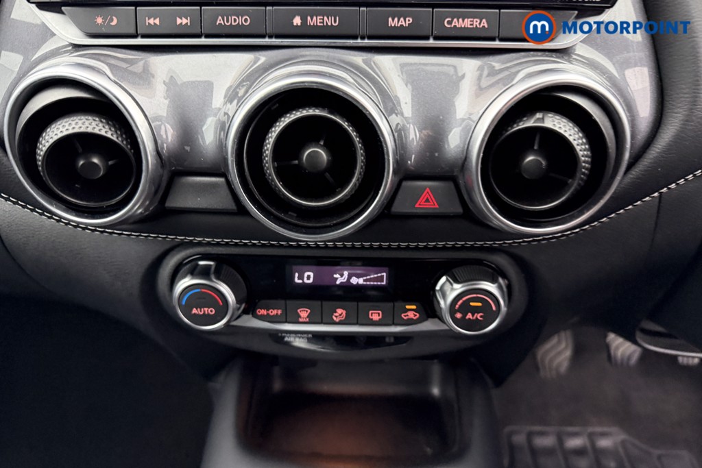 Nissan Juke N-Connecta Manual Petrol SUV - Stock Number (1581374) - 11th supplementary image