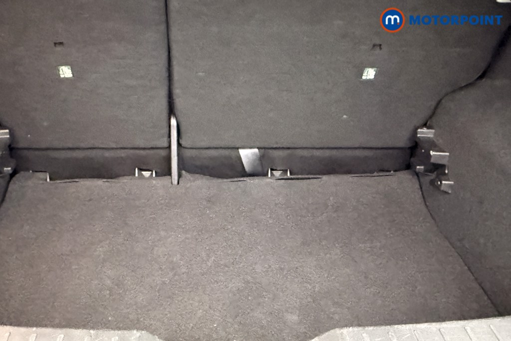 Nissan Juke N-Connecta Manual Petrol SUV - Stock Number (1581374) - 21st supplementary image
