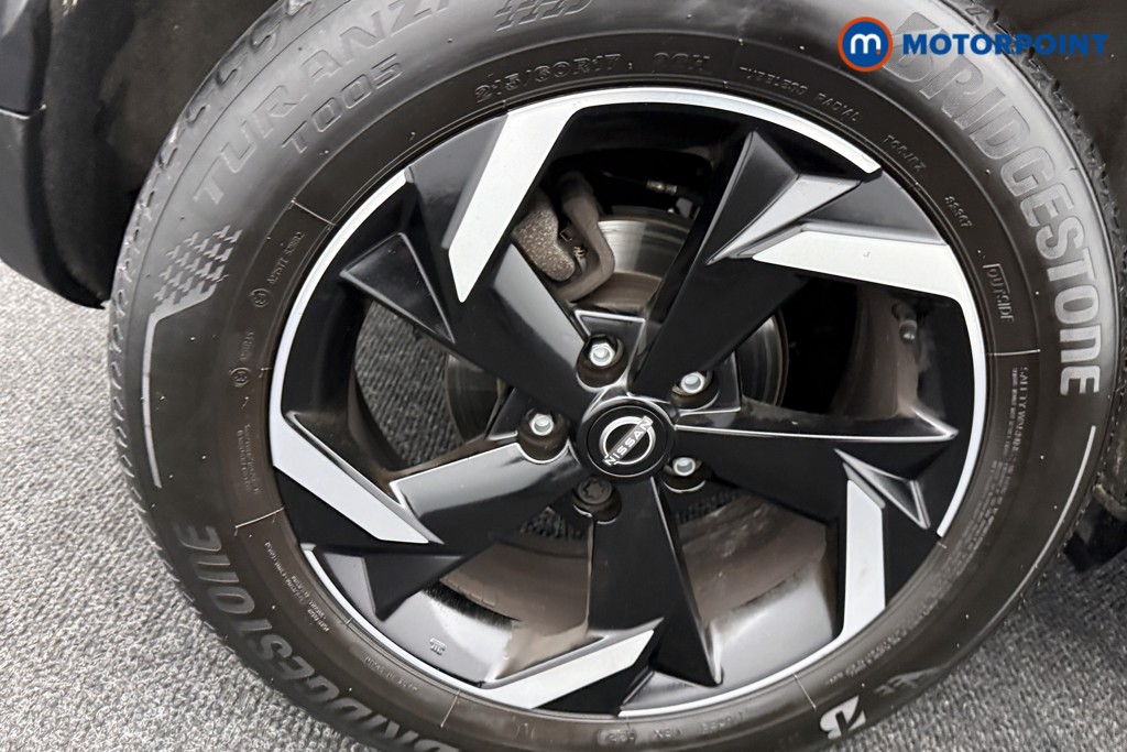 Nissan Juke N-Connecta Manual Petrol SUV - Stock Number (1581374) - 30th supplementary image
