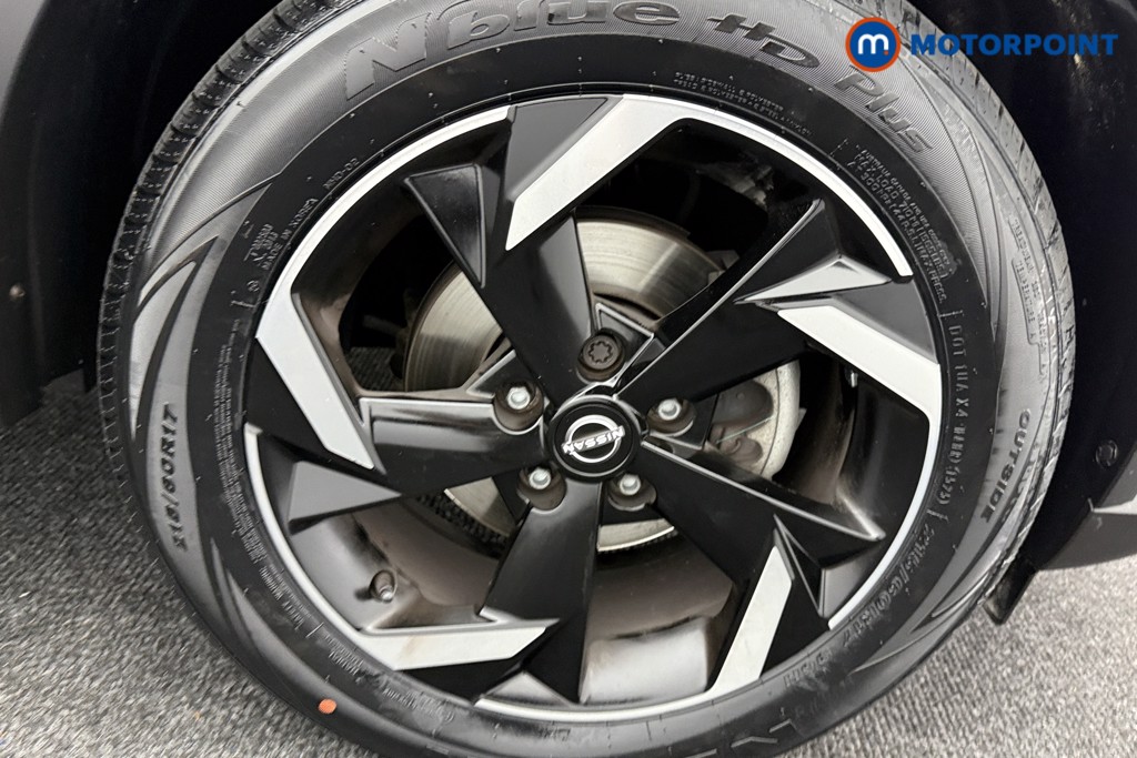 Nissan Juke N-Connecta Manual Petrol SUV - Stock Number (1581374) - 31st supplementary image
