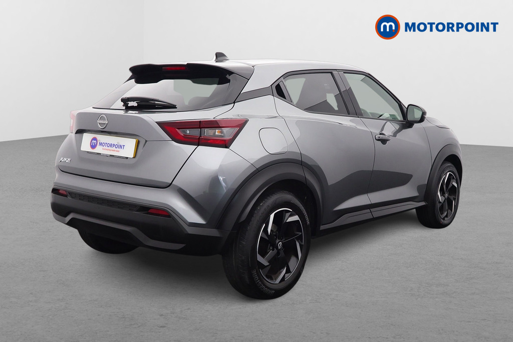 Nissan Juke N-Connecta Manual Petrol SUV - Stock Number (1581374) - Drivers side rear corner