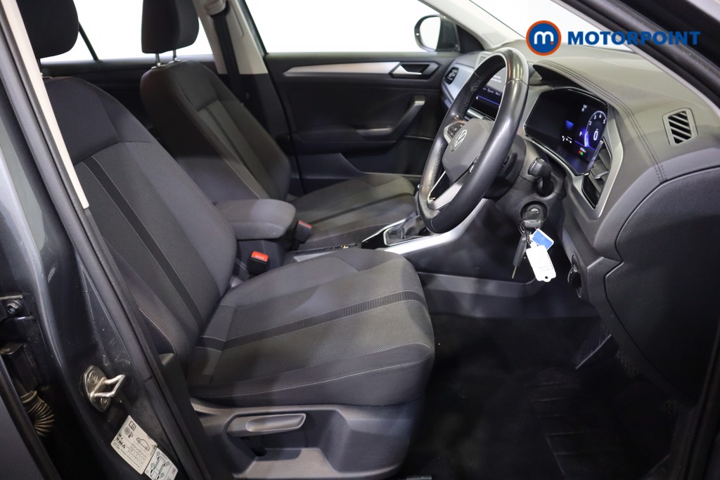 Volkswagen T-Roc Life Automatic Petrol SUV - Stock Number (1581547) - 6th supplementary image