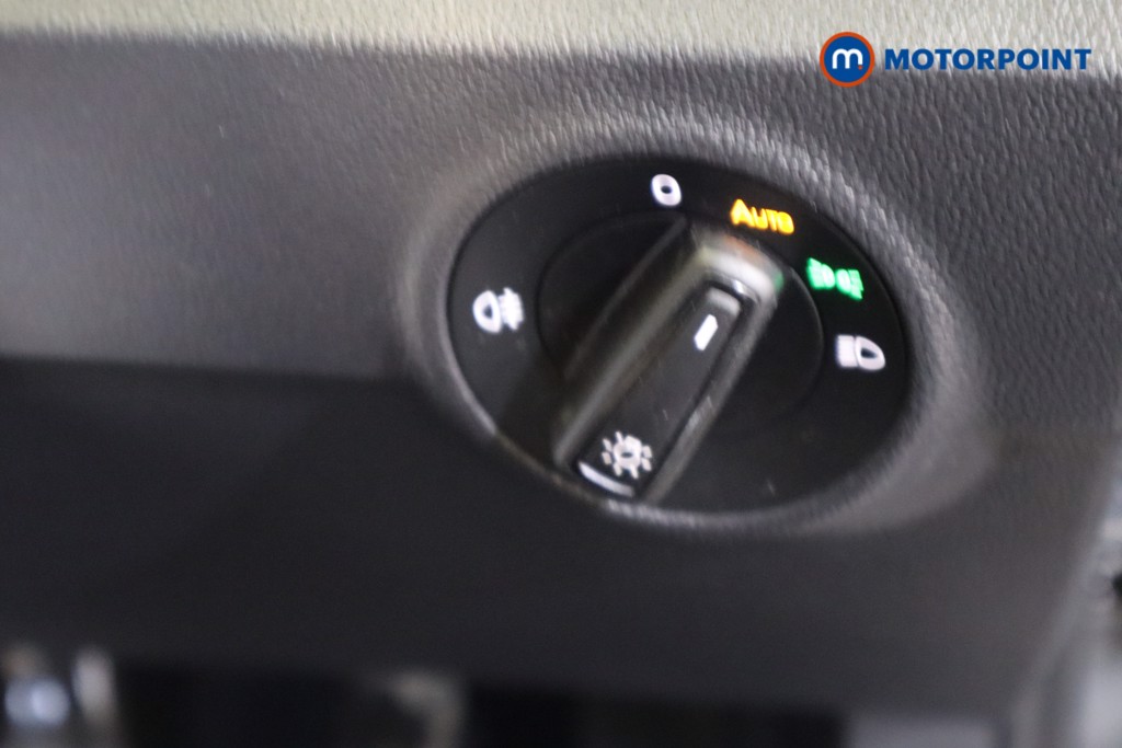 Volkswagen T-Roc Life Automatic Petrol SUV - Stock Number (1581547) - 16th supplementary image