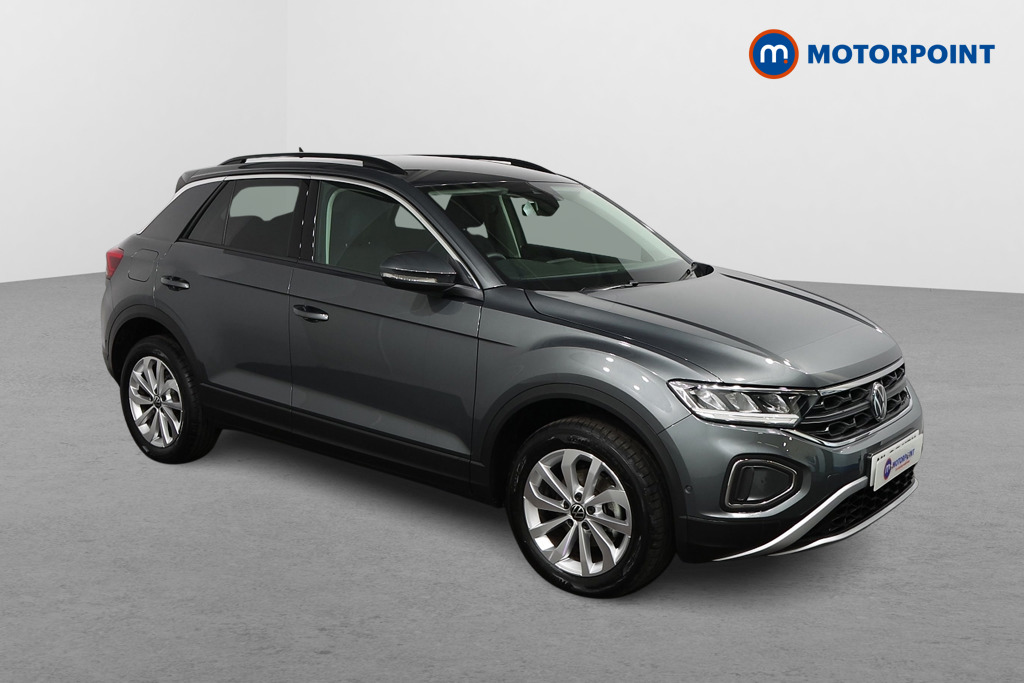 Volkswagen T-Roc Match Automatic Petrol SUV - Stock Number (1581572) - Drivers side front corner