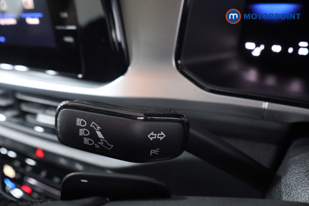 Volkswagen T-Roc Match Automatic Petrol SUV - Stock Number (1581576) - 23rd supplementary image