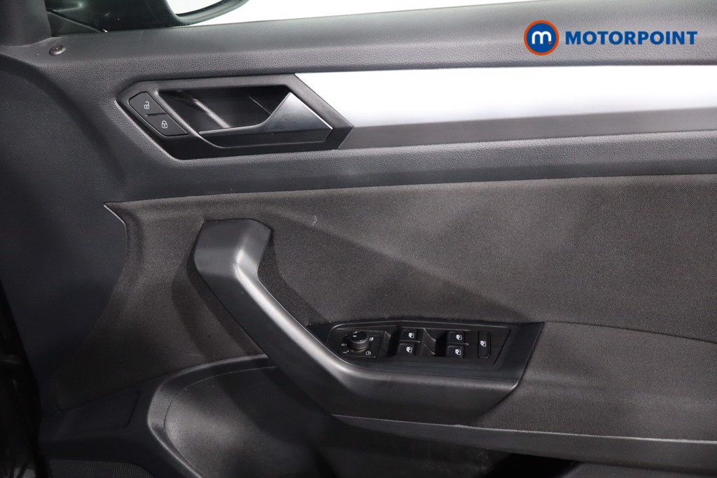 Volkswagen T-Roc Match Automatic Petrol SUV - Stock Number (1581577) - 21st supplementary image