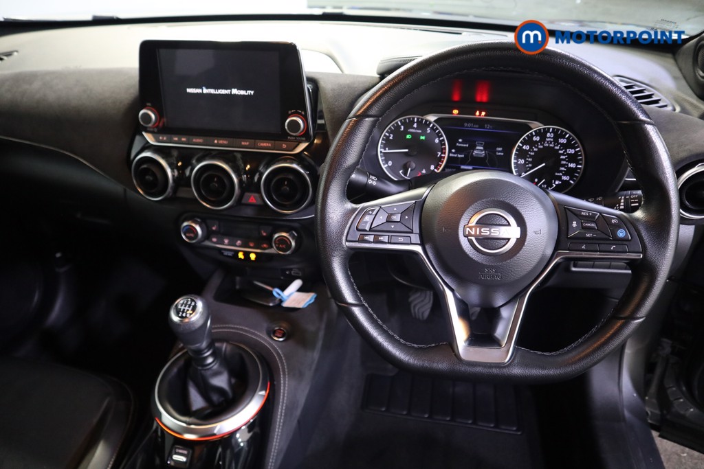 Nissan Juke Tekna-Plus Manual Petrol SUV - Stock Number (1581678) - 1st supplementary image