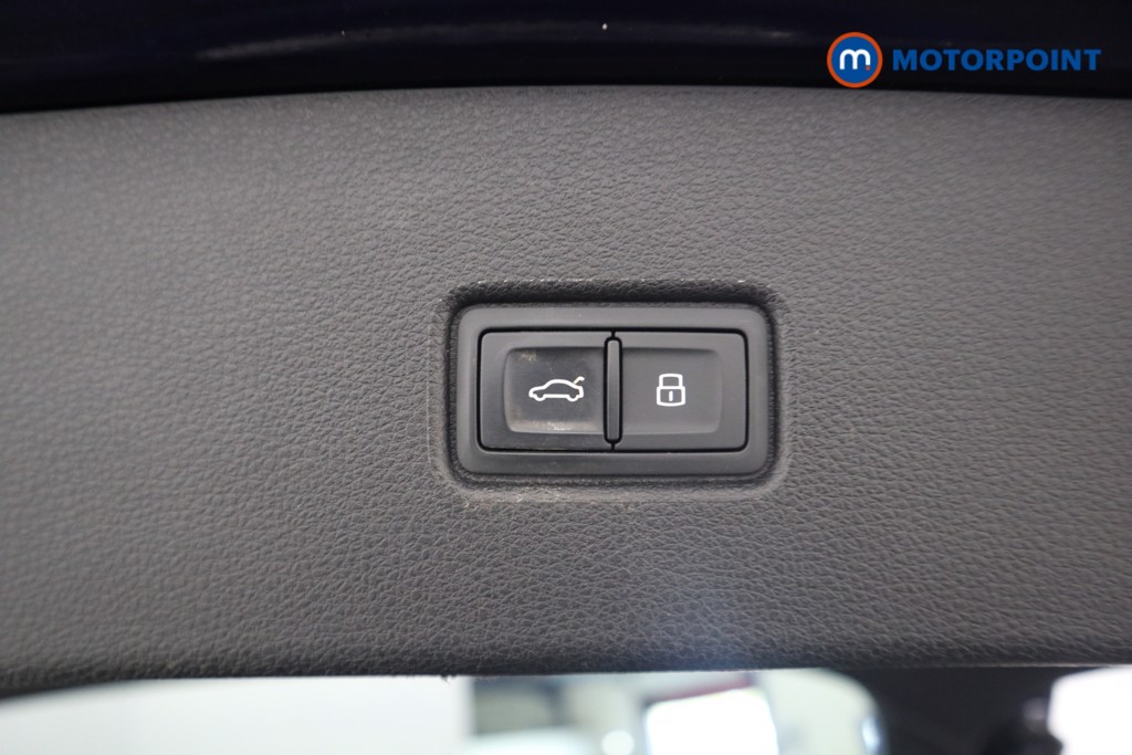 Audi Q5 S Line Automatic Petrol SUV - Stock Number (1581741) - 15th supplementary image
