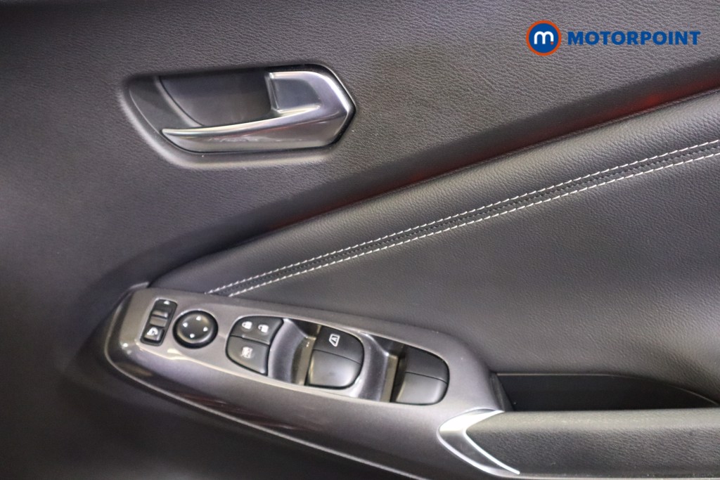 Nissan Juke Tekna Automatic Petrol SUV - Stock Number (1581820) - 9th supplementary image