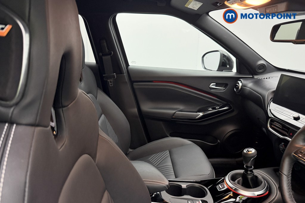 Nissan Juke Tekna Manual Petrol SUV - Stock Number (1581971) - 15th supplementary image