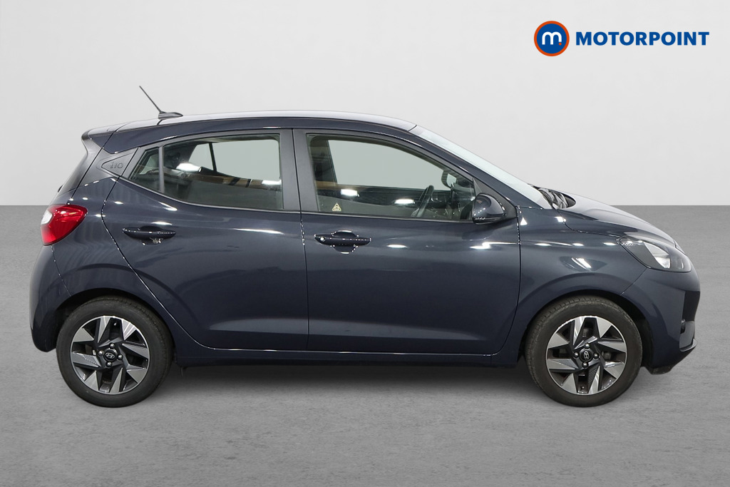 Hyundai I10 Advance Manual Petrol Hatchback - Stock Number (1582057) - Drivers side