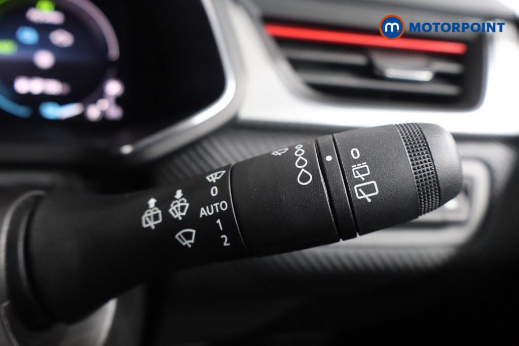 Renault Captur R.S. Line Automatic Petrol Plug-In Hybrid SUV - Stock Number (1582086) - 11th supplementary image