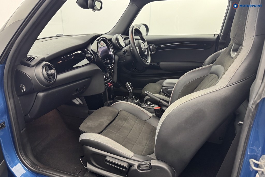 Mini Hatchback Cooper Sport Automatic Petrol Hatchback - Stock Number (1582465) - 8th supplementary image