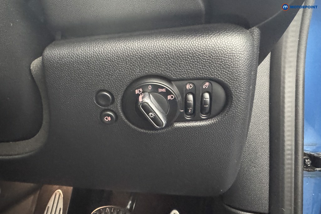 Mini Hatchback Cooper Sport Automatic Petrol Hatchback - Stock Number (1582465) - 14th supplementary image
