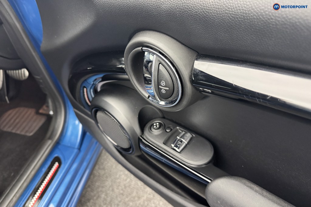 Mini Hatchback Cooper Sport Automatic Petrol Hatchback - Stock Number (1582465) - 16th supplementary image