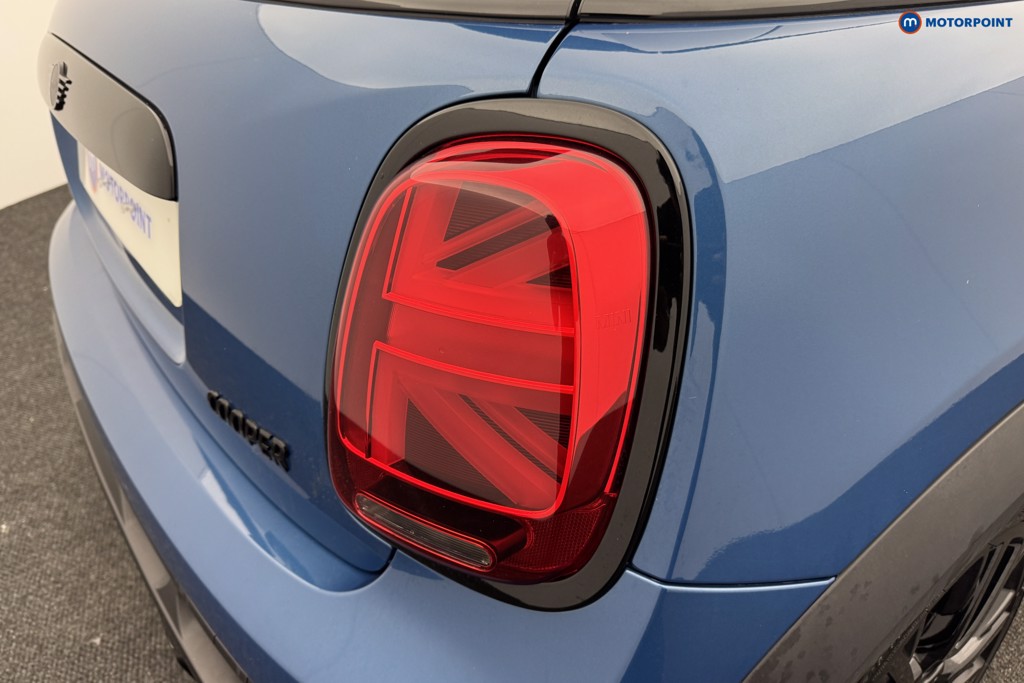 Mini Hatchback Cooper Sport Automatic Petrol Hatchback - Stock Number (1582465) - 19th supplementary image